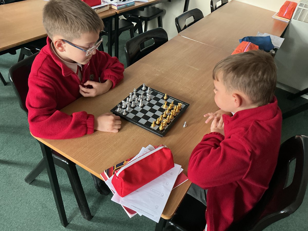 StSaviourCE's tweet photo. A few photos from Y3 and Y6 chess club this week, some fantastically tense games https://t.co/Scw7pooCsI