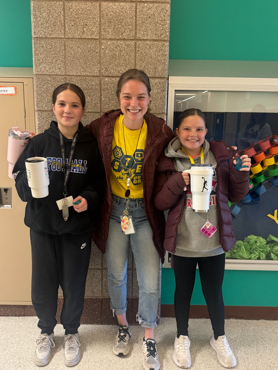 Indy_STEM's tweet photo. #dresslikeyourteacher https://t.co/hVzKETPKIv
