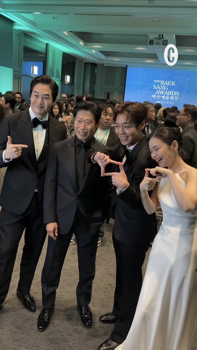 윙초코칩 tweet media