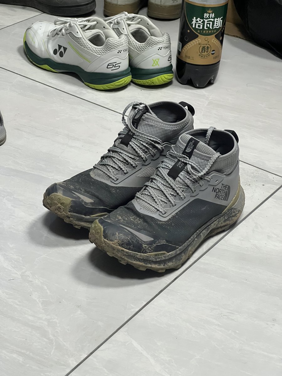 小雨 tweet media