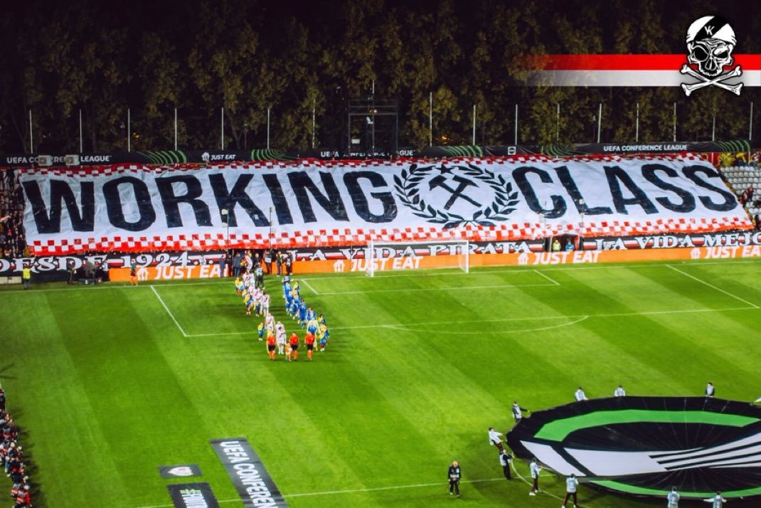 Antifa_Ultras tweet media