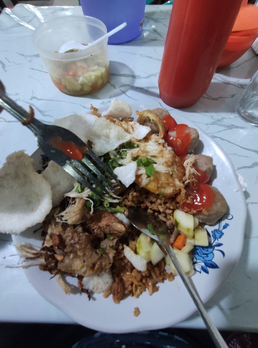 In this economy, segini 18rb udah pake bakso worth it lah ya, selamat makan 😋