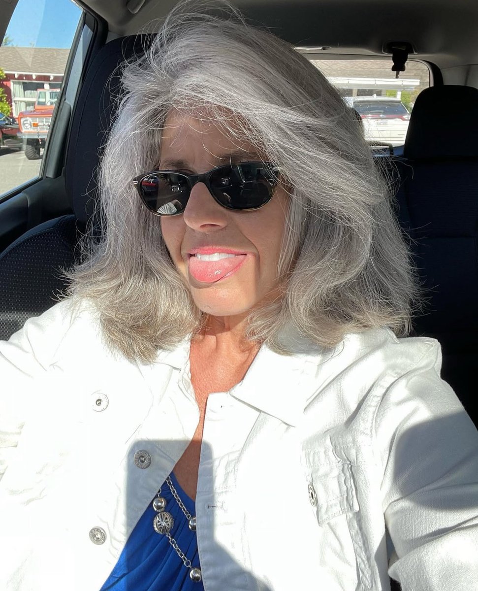 silvergirlnina8