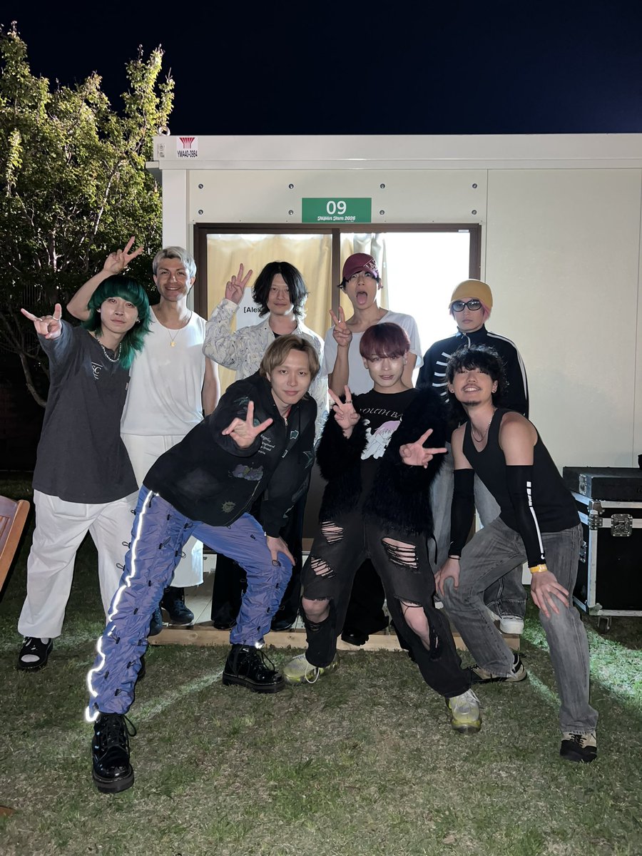 Nekosezo's tweet photo. JAPAN JAM 2026
[Alexandros]の皆様と‼︎ https://t.co/6ulTGGvff6