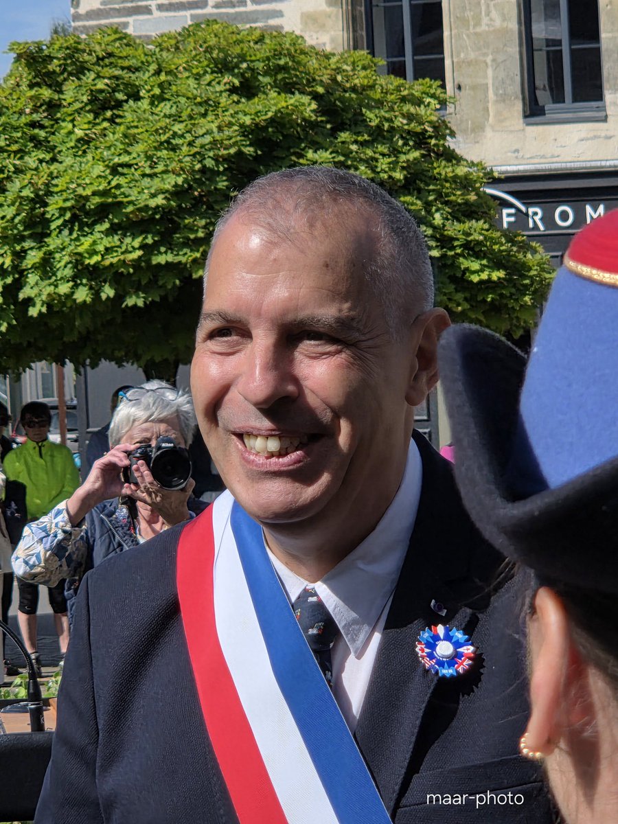 becel_maryvonne's tweet photo. Je ne ferais + de commemorations 
Le 8 mai 2026 place de l’Hotel de Ville.
#guer #8mai  #8mai1945 https://t.co/B0uk14B734