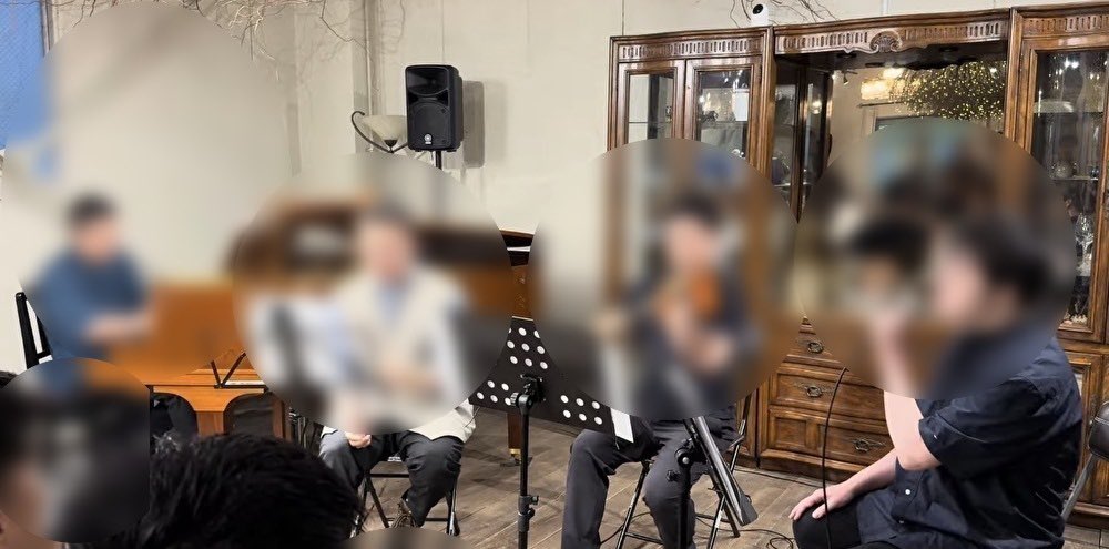 ゴールデンウィークもあっという間に終わりましたね🤣さて弊団では、5/3にアンサンブル大会を開催しました🎶管楽器に弦楽器、ピアノや歌など多様な組み合わせのグループが16組登場、総勢40名が出演しました！美味しいお料理とお酒をアテに、音楽に浸る1日となりました！