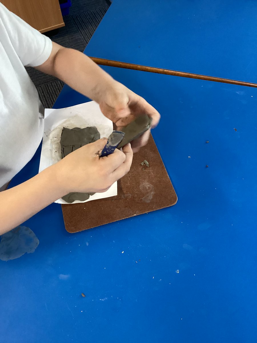 timberleysch's tweet photo. Year 2 have enjoyed rolling, joining and pressing into clay to make their clay house tiles. 🏠 https://t.co/9YXEL38w3a
