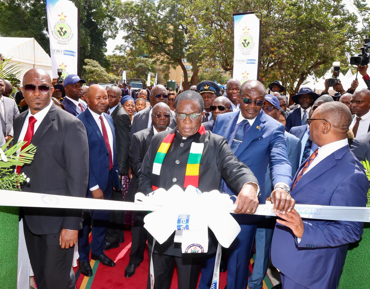 DeptCommsZW's tweet photo. H.E. President @edmnangagwa commissions the newly refurbished Adlam House at Parirenyatwa Group of Hospitals. 

Addressing nurses and other health workers, the President said the provision of better health facilities is a priority of Government. He said through the public private partnerships, it is possible to rebuild Zimbabwe. 

Dr Mnangagwa said Government is committed to ensuring affordable quality health services and the reduction of maternal death. He said patients must be diagnosed within a single visit adding that decentralisation is expected to help in the provision of specialised skills at district hospitals. 

He said  2000 evacuations have been done through the air ambulances services in the spirit of leaving no place and noone behind. 

The President commended the health workforce for its hard work and called upon them to remain disciplined.  The President said Government will do more to support health workers. 

Meanwhile  government has purchased 21 new dialysis machines and three cancer machines at Parirenyatwa and two at Mpilo hospital. This was made possible  through the Sugar Tax which was introduced by Government.