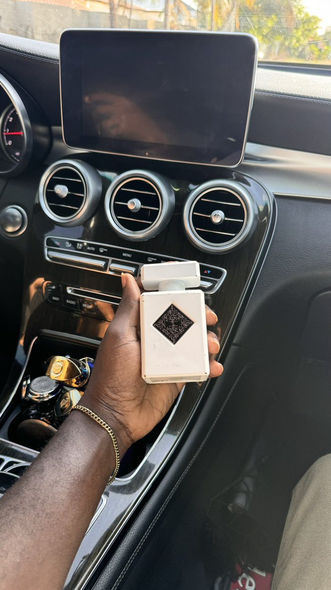 Denzel_de_perfumeguy tweet media