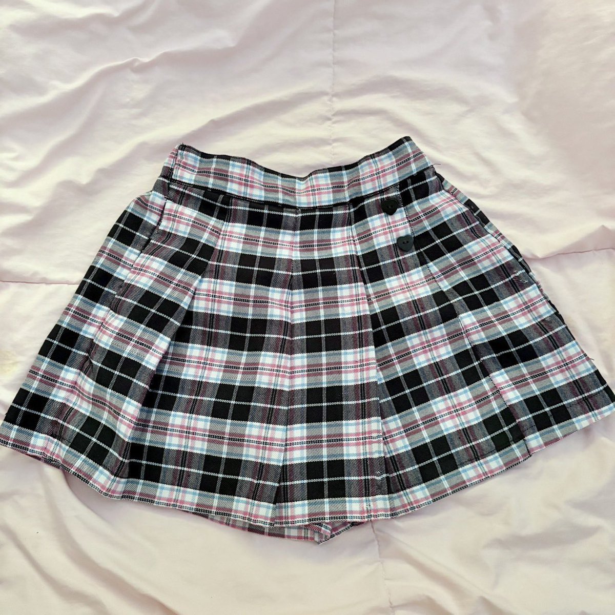 soloistw's tweet photo. Set 30.-🤍🐰 size s-m (32-38) 
#ส่งต่อfeelfree #feelfreebkk #ส่งต่อกางเกง #ส่งต่อเสื้อผ้ามือ2 #ส่งต่อcintage #promthong #ส่งต่อbeming #stylist #ส่งต่อเสื้อผ้า #ส่งต่อเสื้อผ้าแบรนด์ไอจี https://t.co/a8PKyfmX6r