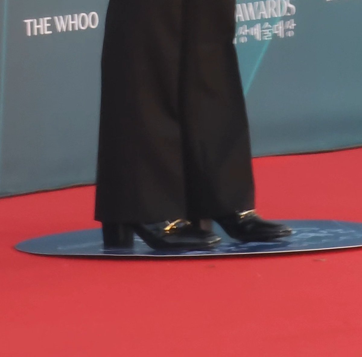 👠👠🤣
