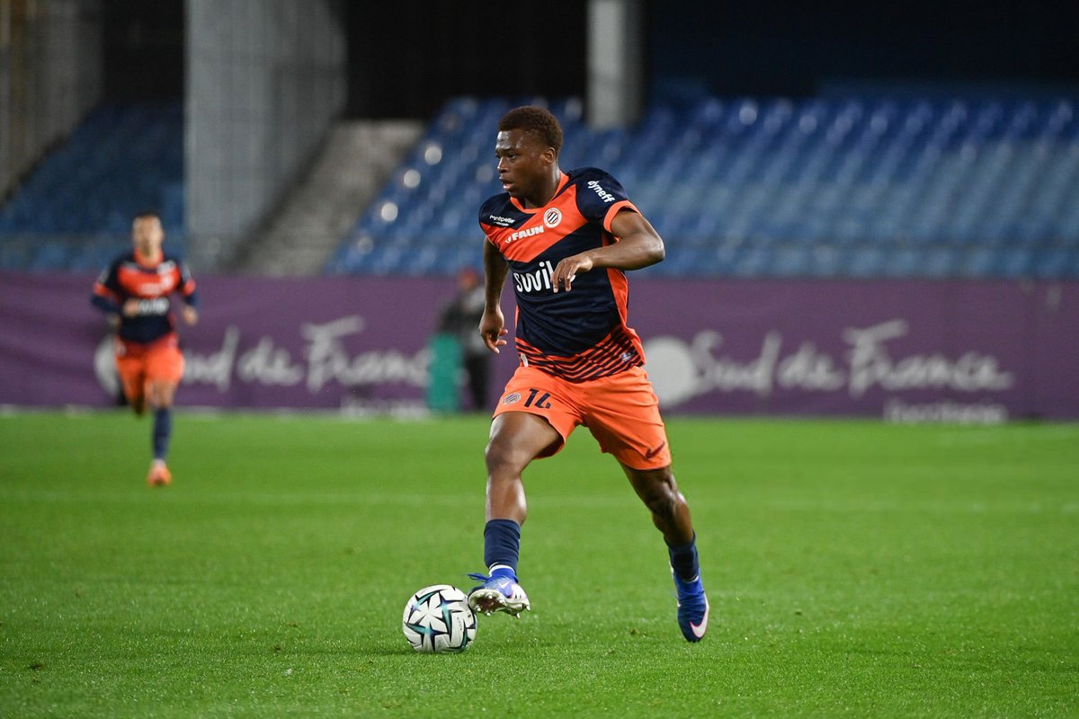 L2Actu_'s tweet photo. 𝗜𝗟𝗦 𝗦𝗢𝗡𝗧 𝗘𝗡 𝗙𝗜𝗡 𝗗𝗘 𝗣𝗥𝗘̂𝗧 𝗔𝗩𝗘𝗖 𝗟𝗘𝗨𝗥 𝗖𝗟𝗨𝗕 ! 👋🇫🇷

🇫🇷 Abdoul Koné (Reims)
🇨🇲 Samuel Kotto (Reims)
🇫🇷 Yassine Benhattab (Reims)

🇲🇦 Tawfik Bentayeb (Troyes)
🇨🇫 Hugo Gambor (Troyes)

🇬🇳 Saïdou Sow (Clermont)
🇲🇦 Mathys Tourraine (Clermont)
🇫🇷 Axel Camblan (Clermont)
🇲🇱 Mohamed Guindo (Clermont)

🇨🇩 Nathanaël Mbuku (Montpellier)
🇲🇦 Naoufel El Hannach (Montpellier)
🇧🇪 Ayanda Sishuba (Montpellier)
🇫🇷 Enzo Molebe (Montpellier)

🇧🇪 Vincent Burlet (Boulogne)
🇫🇷 Gabin Capuano (Boulogne)

🇨🇴 Juan Guevara (Bastia)
🇫🇷 Lisandru Olmeta (Bastia)

🇬🇳 Dembo Sylla (Red Star)
🇫🇷 Giovanni Haag (Red Star)
🇸🇳 Pape Meïssa Ba (Red Star)

🇨🇮 Christ-Owen Kouassi (Laval)
🇧🇪 Dylan Mbayo (Laval)
🇫🇷 Ylies Aradj (Laval)
🇳🇱 Eros Maddy (Laval)

🇫🇷 Rayan Bamba (Nancy)
🇫🇷 Justin Bourgault (Nancy)
🇳🇬 Victor Orakpo (Nancy)
🇲🇱 Pape Sissoko (Nancy)

🏴󠁧󠁢󠁥󠁮󠁧󠁿 Triston Rowe (Annecy)
🏴󠁧󠁢󠁥󠁮󠁧󠁿 Alejandro Gomes Rodriguez (Annecy)
🏴󠁧󠁢󠁥󠁮󠁧󠁿 Travis Patterson (Annecy)
🇫🇷 Alexis Casadei (Annecy)
🇲🇦 Hamza Koutoune (Annecy)

🇫🇷 Skelly Alvero (Amiens)
🇸🇮 Jan Mlakar (Amiens)
🇫🇷 Antoine Leautey (Amiens)
🇸🇳 Ibou Sané (Amiens)
🇫🇷 Yoan Koré (Amiens)
🏴󠁧󠁢󠁥󠁮󠁧󠁿 Arvin Appiah (Amiens)
🇫🇷 Ilyes Hamache (Amiens) 
🇫🇷 Samuel Ntamack (Amiens)
🇦🇴 Joseph Nduquidi (Amiens)

🇫🇷 Mathis Saka (Rodez)

🇫🇷 Isaac Cossier (Le Mans)
🇫🇷 Malang Gomes (Le Mans)

🇬🇵 Jérémy Hatchi (Guingamp)
🇫🇷 Freddy Mbemba (Guingamp)
🇫🇷 Yohan Demoncy (Guingamp)

🇫🇷 Omar Sissoko (Pau)
🇲🇦 Omar Sadik (Pau)
🇫🇷 Kyliane Dong (Pau)
🇩🇿 Edhy Zuliani (Pau)

🇫🇷 Mathys Niflore (Dunkerque)
🇨🇮 Aristide Zossou (Dunkerque)
🇸🇳 Pape Diong (Dunkerque)
🇨🇲 Morgan Bokele (Dunkerque)
🇧🇫 Lohann Doucet (Dunkerque)

Certains clubs disposent d'option ou d'obligation d'achat sur certains de ces prêts. 👀

(@Transfermarkt)