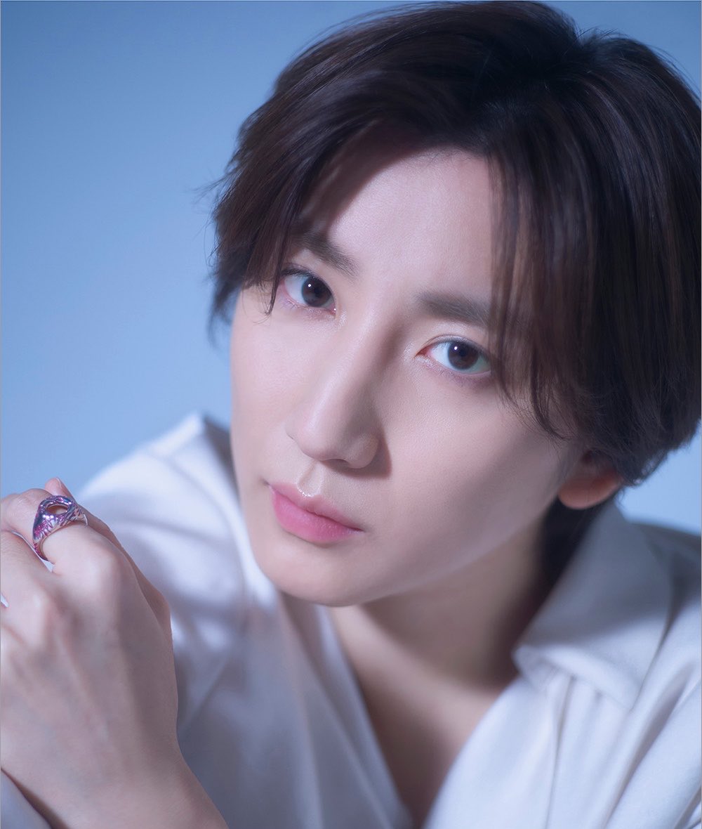 🎀.⋆ #ViVi国宝級イケメンランキング 💎

𝗔𝗗𝗨𝗟𝗧部門 #京本大我 くん に投票しました .ᐟ.ᐟ 🗳

31歳の可愛らしく美しい、クリエイティブなアイドルです！🌟⋆꙳ あなたの1票をぜひ！
