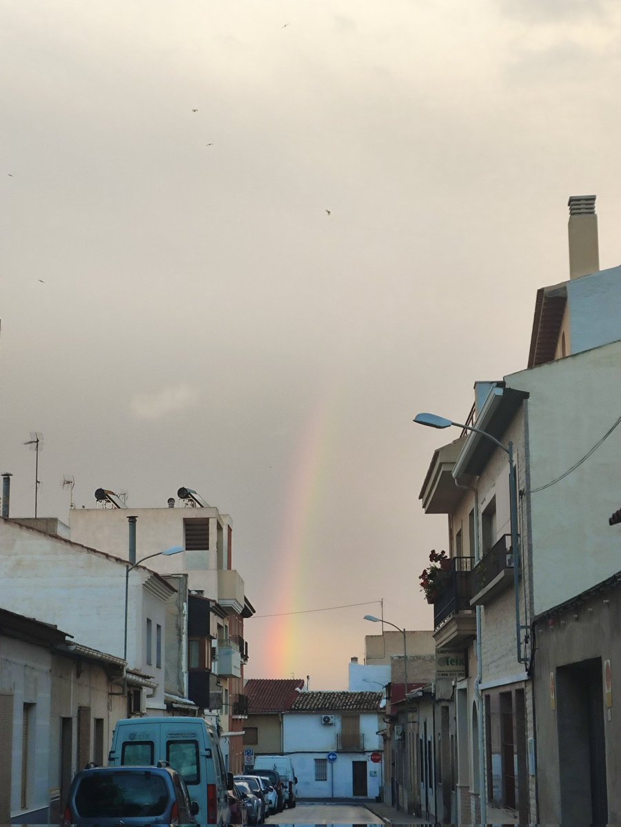 JorgeMonzo's tweet photo. Que el cielo de ayer, nos salve del día de hoy https://t.co/vFtNHQZkBq