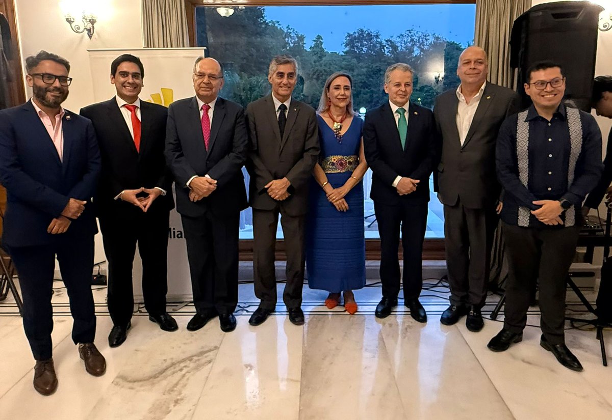 Embassy of Colombia to India tweet media