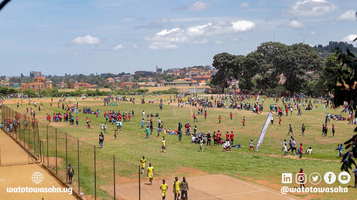 WatotoWasoka's tweet photo. Over 2,000 youngsters, featuring U-13 boys and U-14 girls from communities across Kampala and surrounding areas, came together for one of East Africa’s biggest grassroots football tournaments focused on using football for social change.
#WatotoWasoka #SlumsDerby https://t.co/tQCQkMk1WB