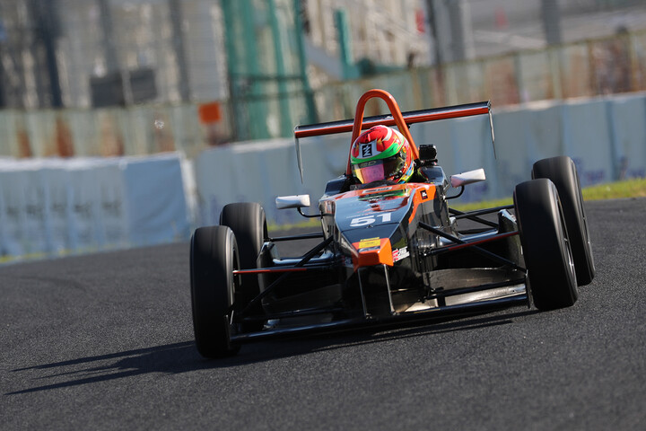 fmotor's tweet photo. FJ1500/S-FJ筑波・富士：第2戦筑波決勝　SC明けの1周勝負でFJ1500は #酒井翔太 が優勝、S-FJは #切替悠喜 が連勝 https://t.co/KNawiIQ7Vk #fj1500 #superfj https://t.co/YdfaVrJlOJ