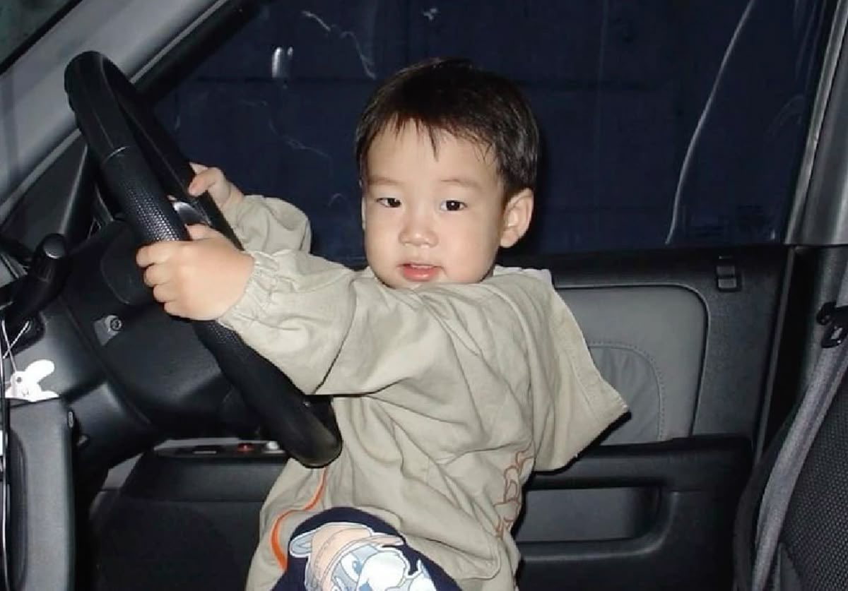 เนย นิ้ง น้อบ ไน้ เน้ก 5 พี่น้องมาก คือหน้าเหมือนกันเกินไปปะ 555555555555