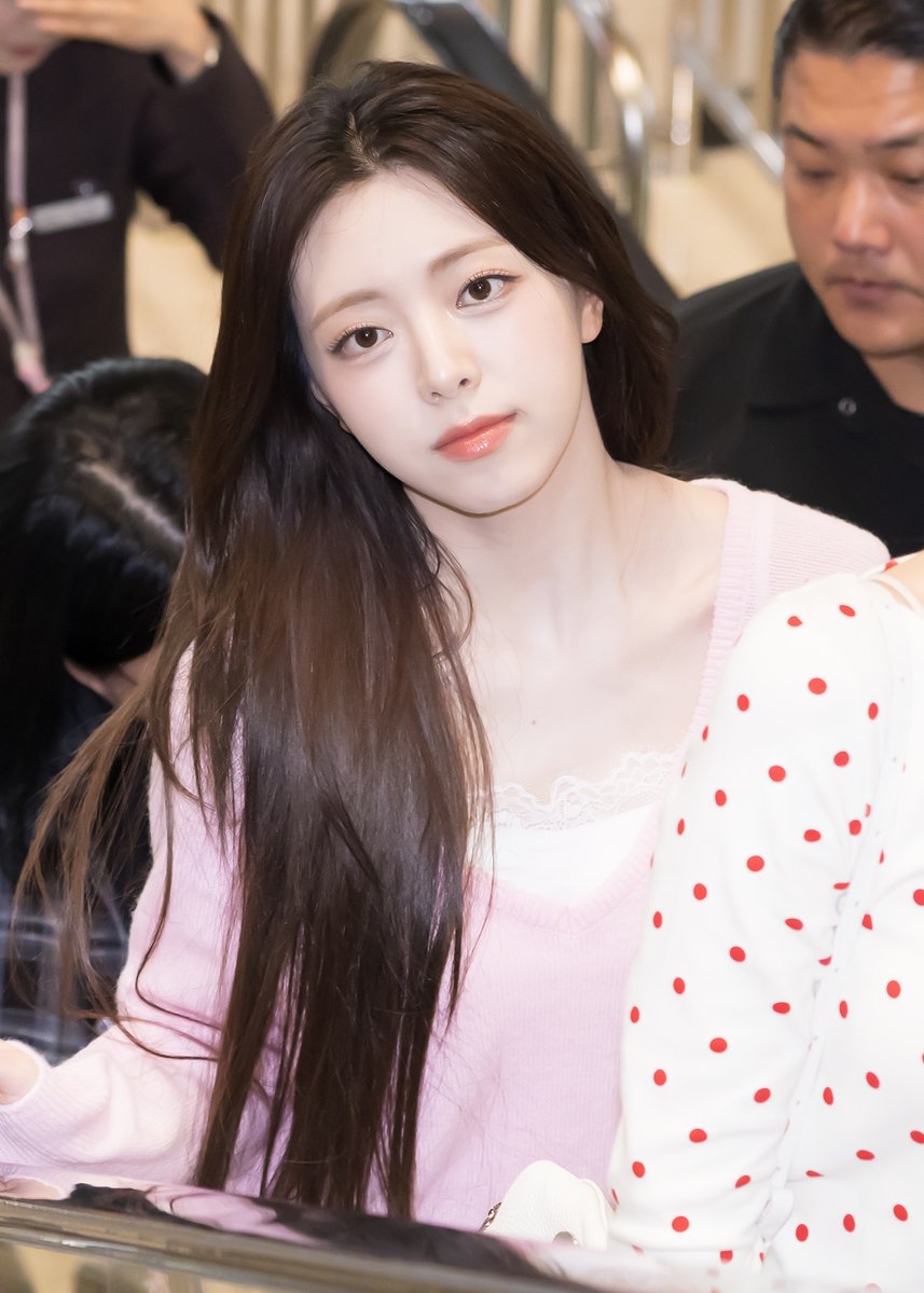 빈털터리 tweet media