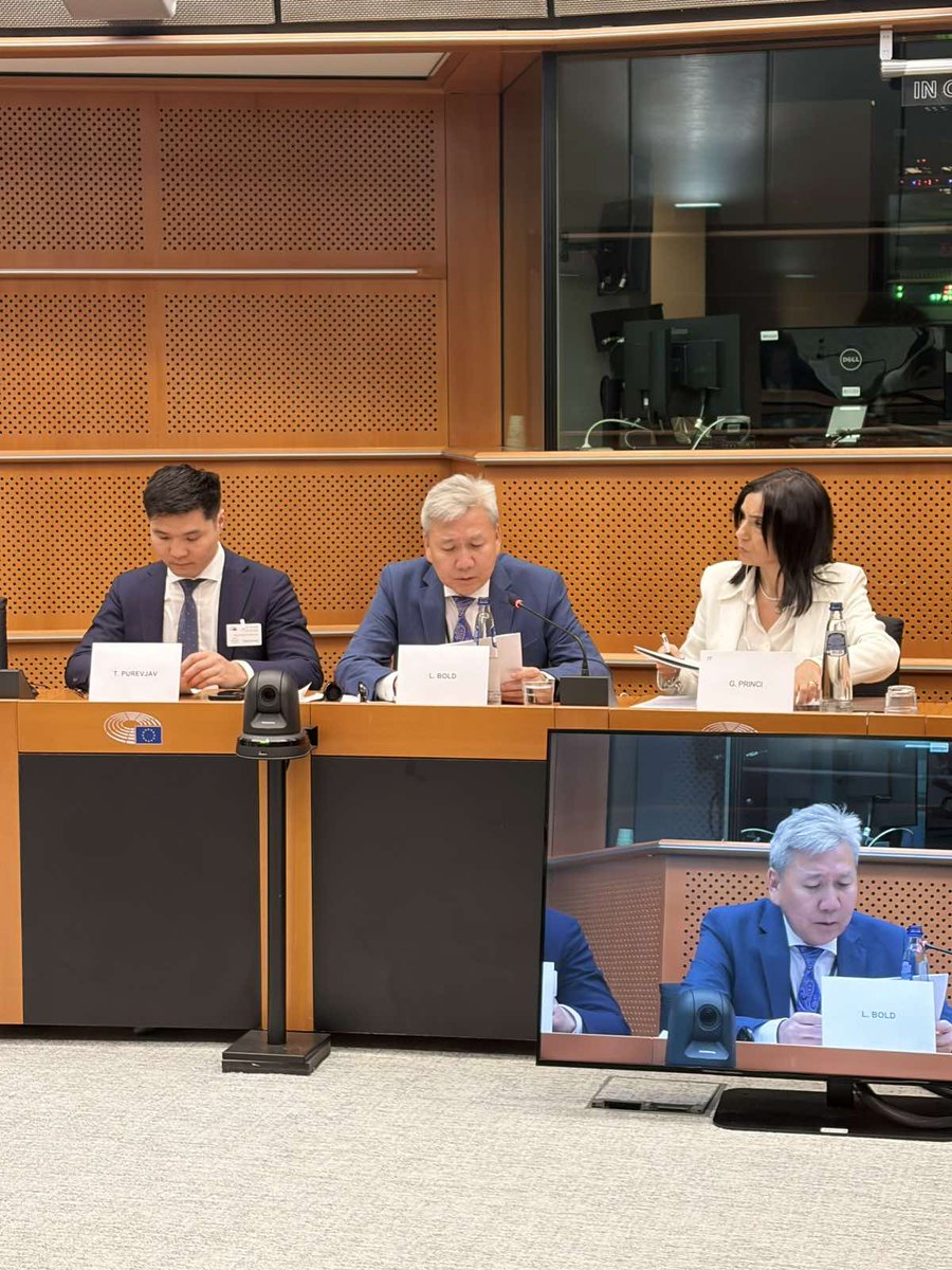 MngEmbBrussels's tweet photo. Европын парламентын Төв Ази, Монголтой харилцах бүлгийн 2026 оны 5 дугаар сарын 7-ны өдрийн ээлжит хуралдаанд Элчин сайд Л.Болд оролцож танилцуулга хийв.
https://t.co/hSNtxSxI4B https://t.co/qjogLmpwXY