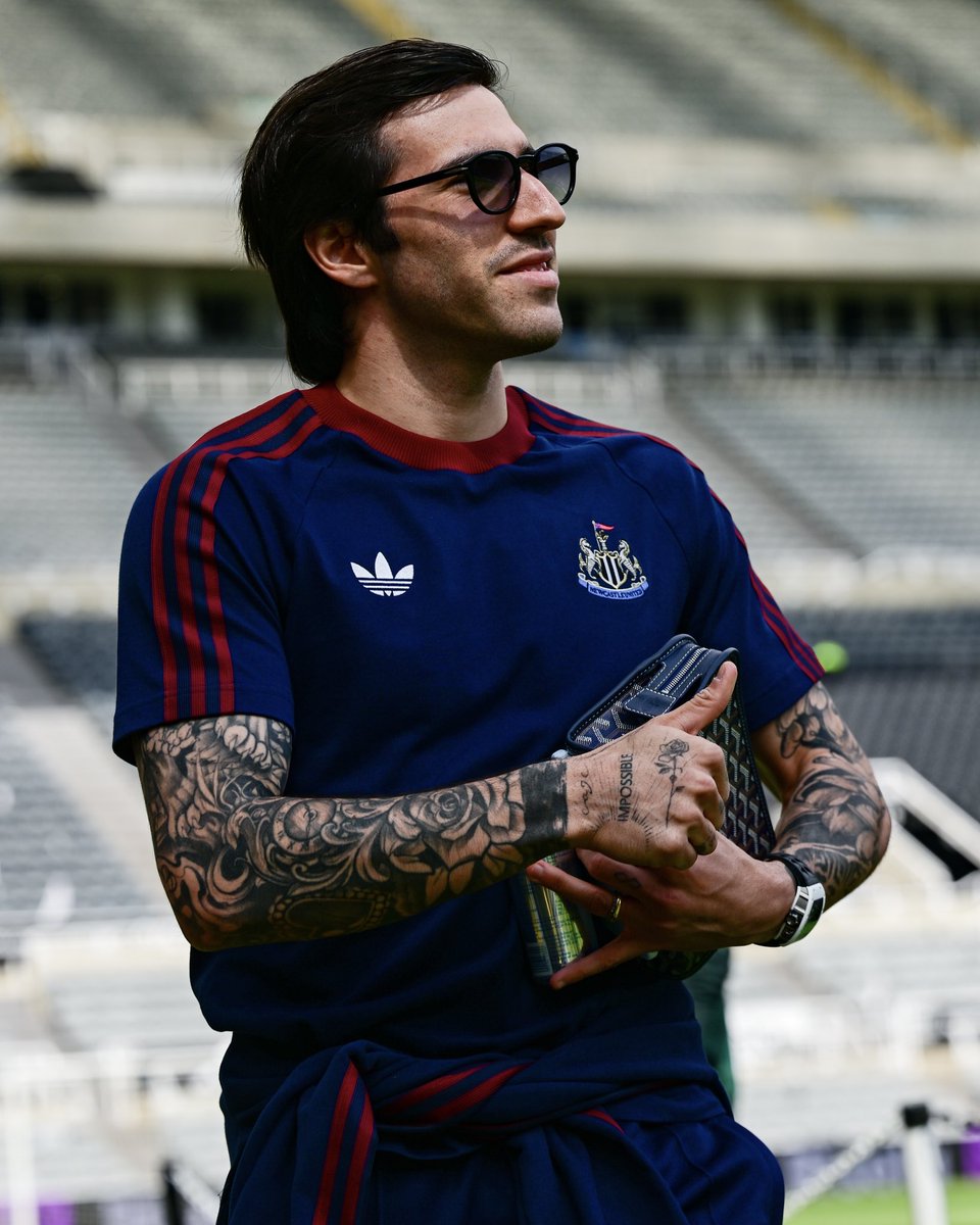 Newcastle United tweet media