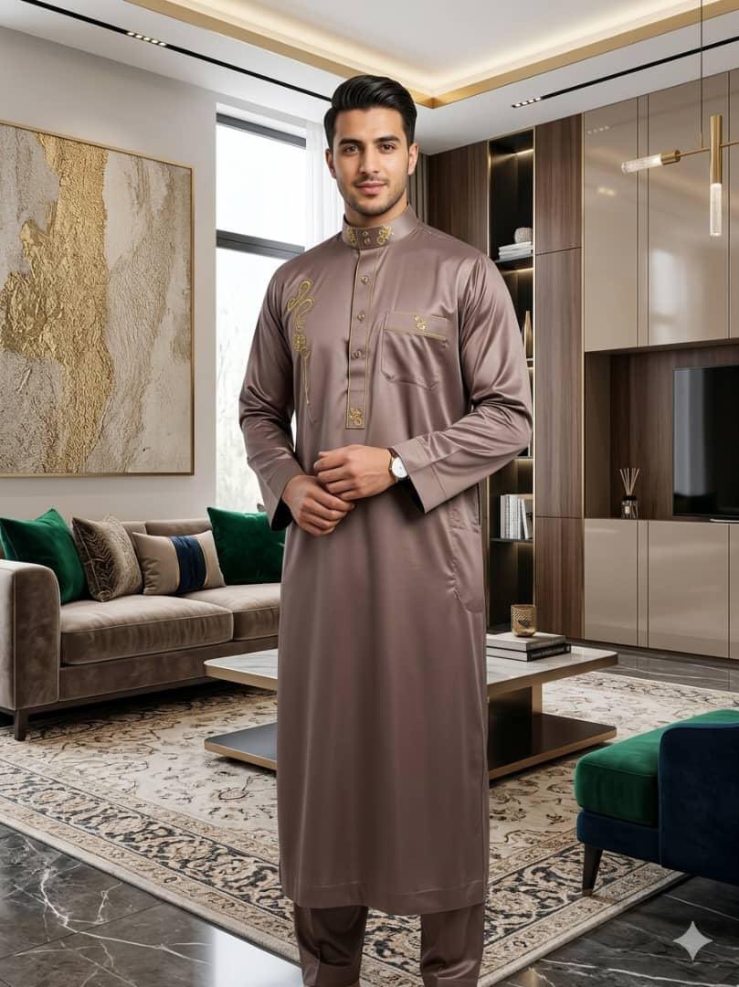 Munchplus_NG's tweet photo. JALLAB WITH TROUSERS 

PRICE. : 20,000

ALL DESIGNS AVAILABLE https://t.co/Ryg3A7A42S