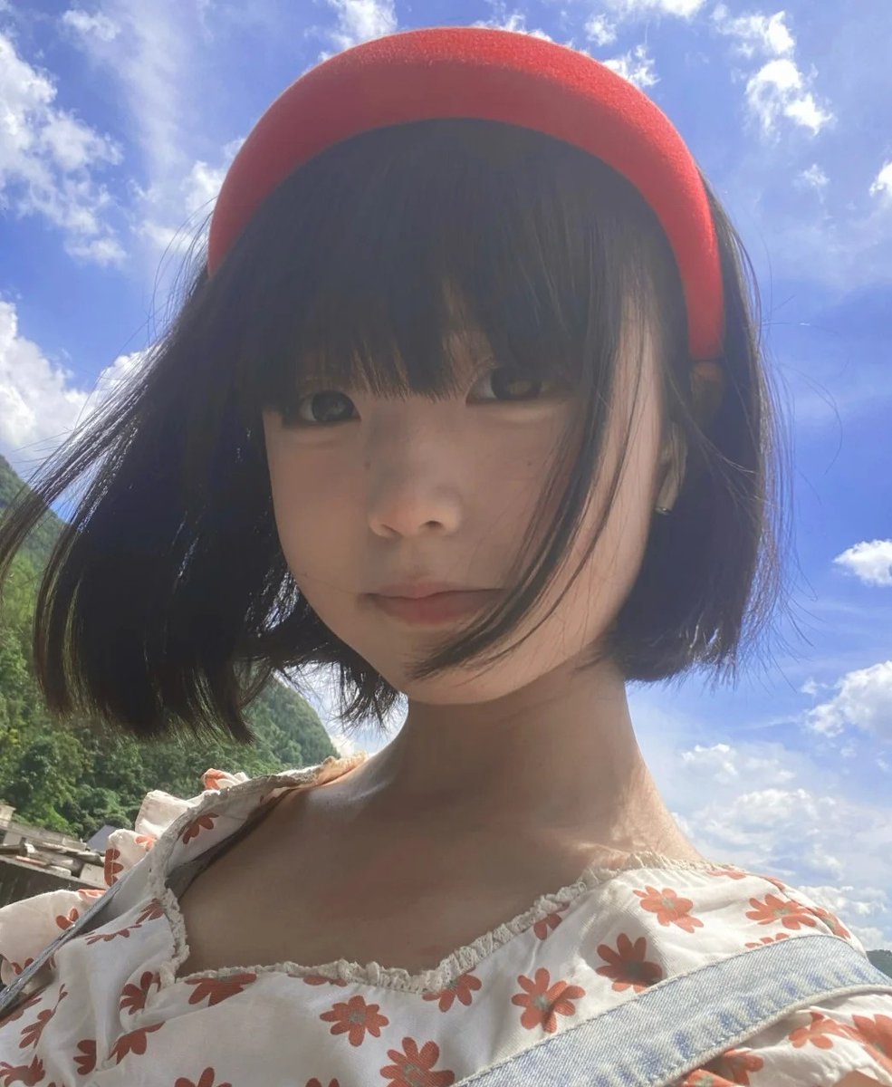xiaolan567's tweet photo. 拍下這一刻的自己 https://t.co/pAJtlBRWAQ