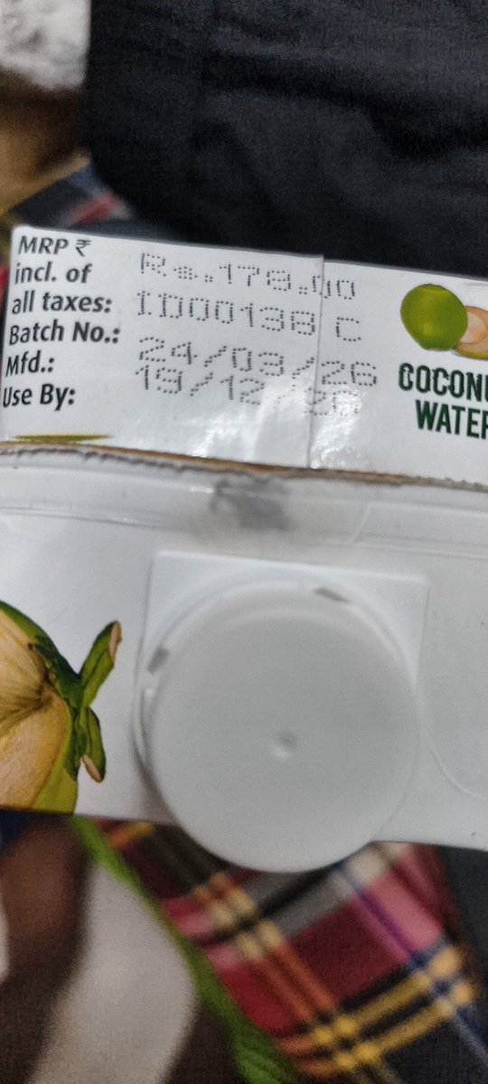 Sunshine_Soniya's tweet photo. @Realjuices I ordered a coconut water tetra from Swiggy Instamart and when I opened it the water stinks and it is not appropriate to even drink. It's expiry shows december 2026. What the hell is this? @fssaiindia https://t.co/029ZJ3c4wV