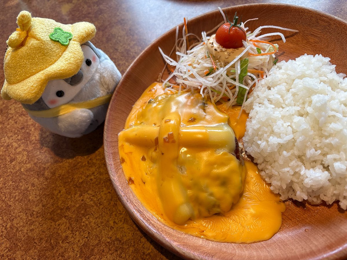 おなかいっぱいだね🐧🍀