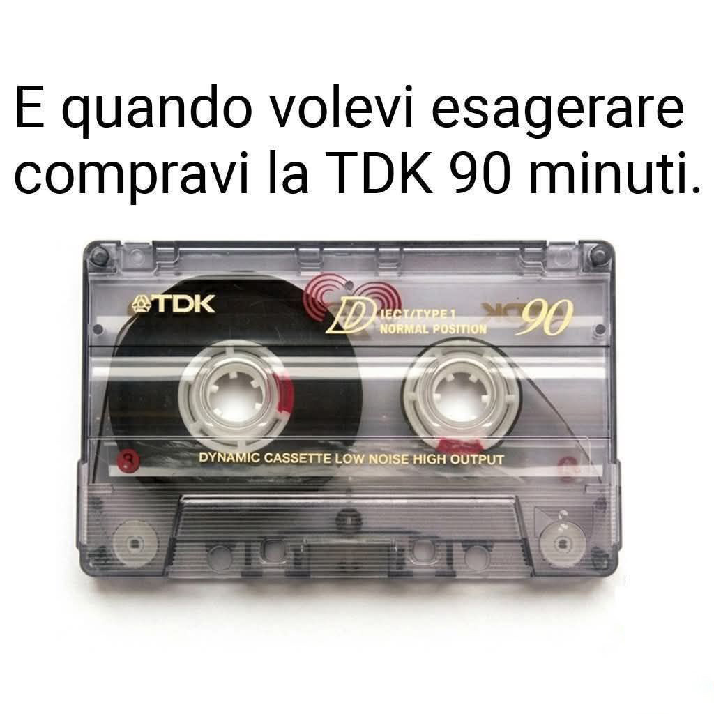 Se la riconosci, tranquillo eri felice e non lo sapevi 😂
#buongiorno #buongiornoatutti #anni90 #anni80