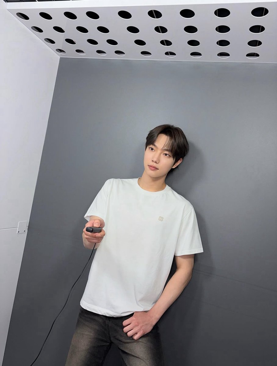 모리 tweet media