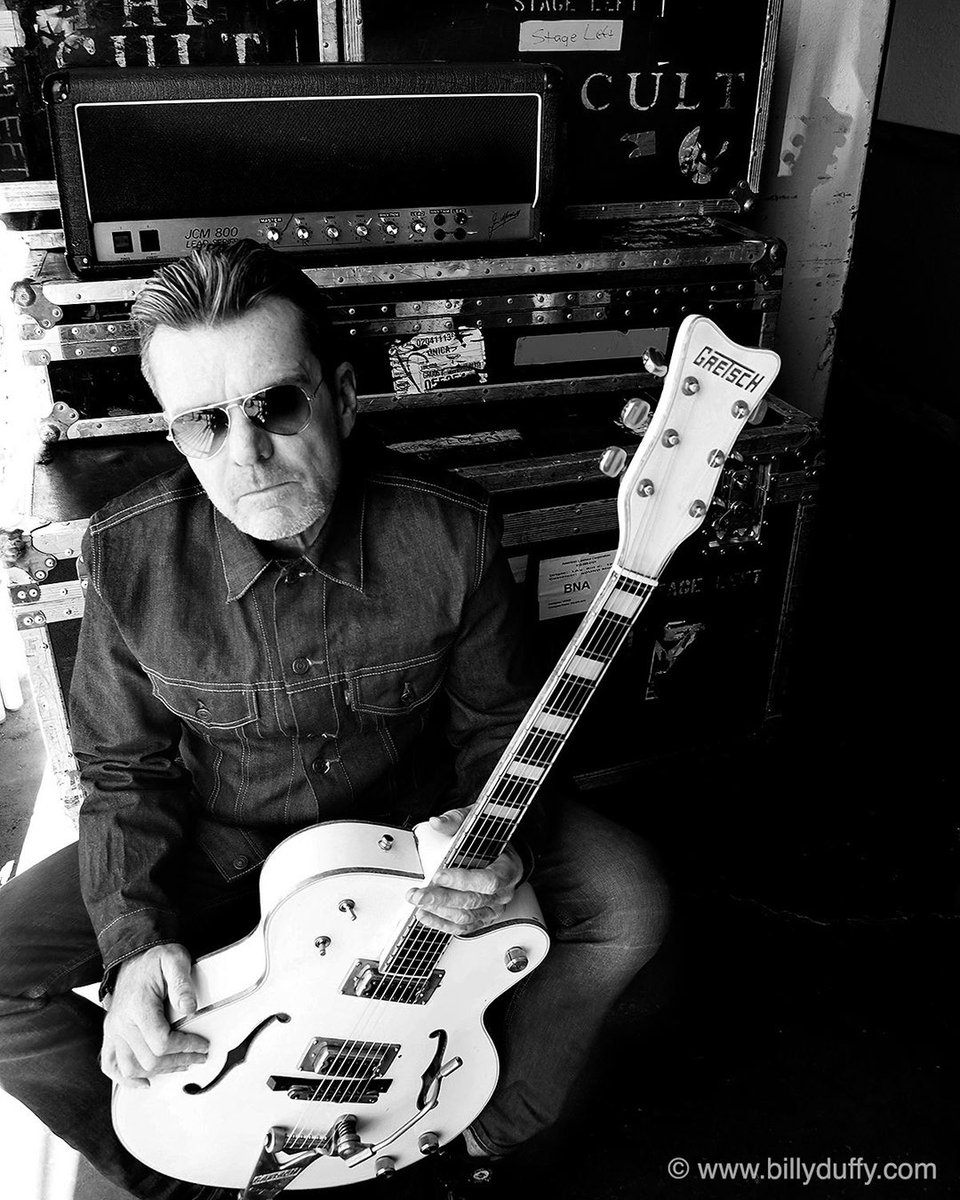 TheBillyDuffy's tweet photo. Falcon Friday 🤍🦅 Me with the original ‘Sanctuary’ @GretschUSA White Falcon in 2013 when we were shooting all my stuff for the ‘Gear’ section of https://t.co/hhZnHxZQLs
 
#BillyDuffy #TheCult #Gretsch #WhiteFalcon #SheSellsSanctuary https://t.co/lF4HzxrrRM