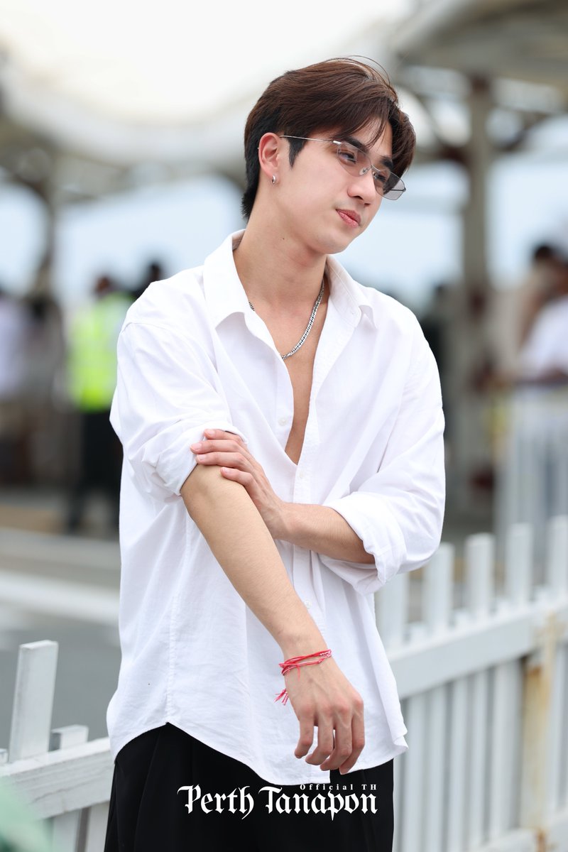 พี่เพิร์ธต่อยเจ็บใช่ไหม ต่อยพี่มาได้เลย !

PERTH IN OCEAN PARADISE

#DrAllyinMaldivesxPerthDay1