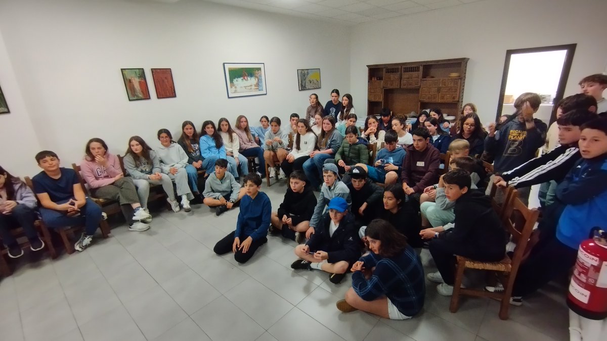 St. Patrick's English School tweet media