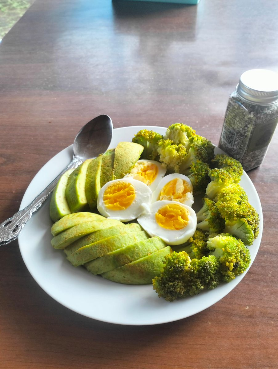 senjakelab57915's tweet photo. 🥑🥚🥦 https://t.co/AxazzS3tS4