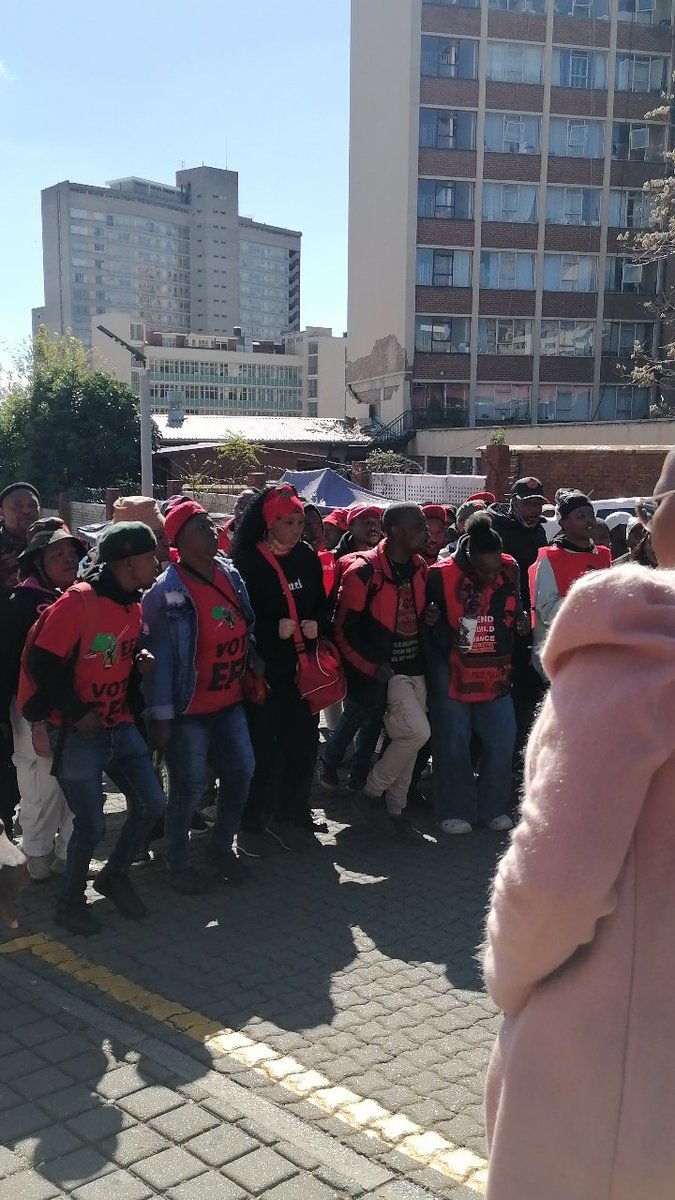 BenSimonJasher's tweet photo. Today we will hear the Con Court give Judgement on National Assembly's decision to block a Section 89 impeachment inquiry against President Cyril Ramaphosa over the 2020 burglary at his Phala Phala game farm in Limpopo, where large sums of undeclared foreign currency were stolen. https://t.co/vKxtOTMpJh