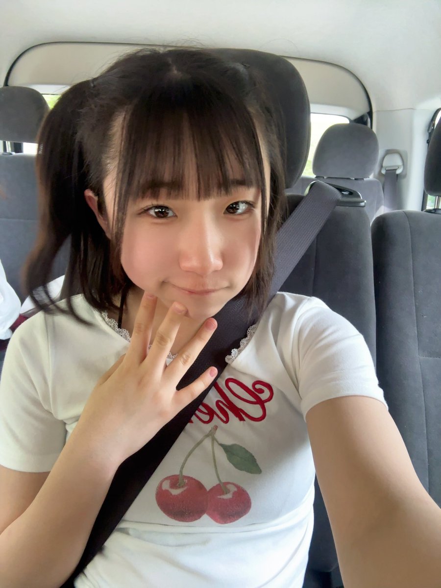 ただいまーー！！！
今日は体育会の練習してきたー！🔥🔥
あつかったよー🥵🥵
学級選抜リレーと二人三脚するよー💧
結構本当に体育会ガチ勢だからがんばるー！