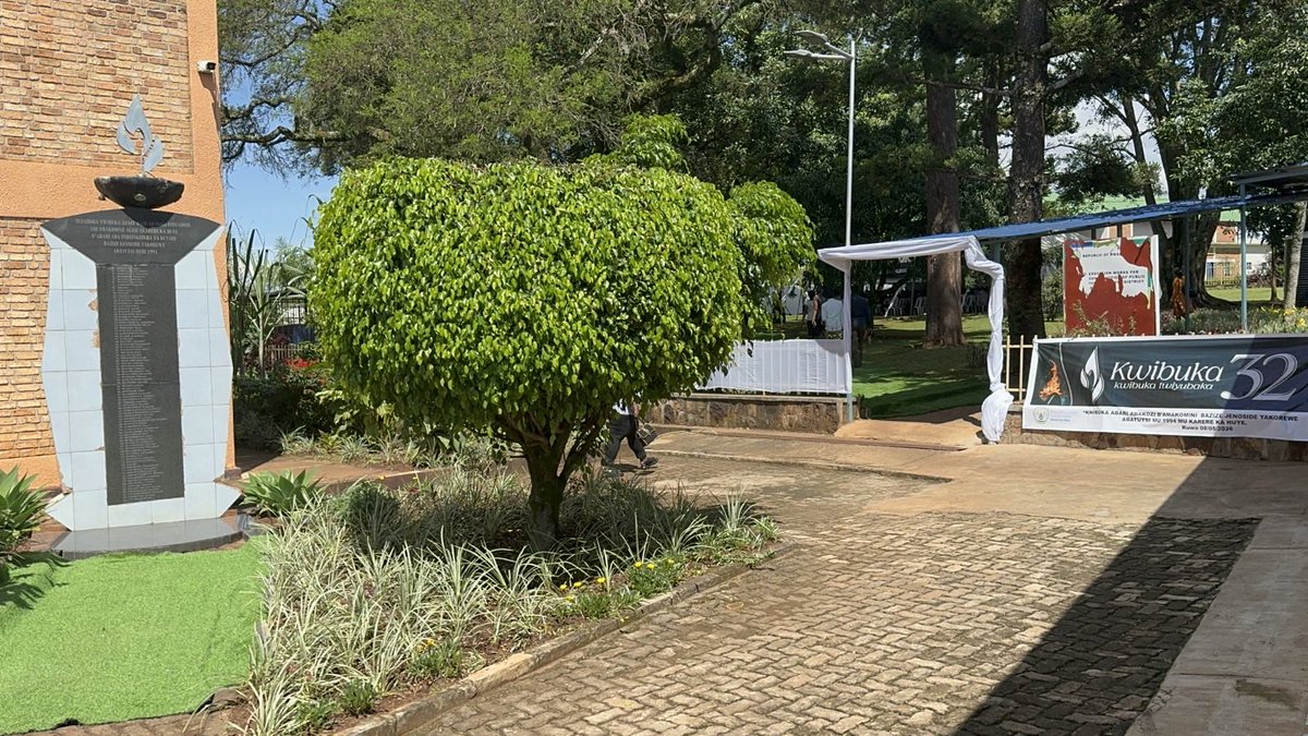 RADIO HUYE tweet media