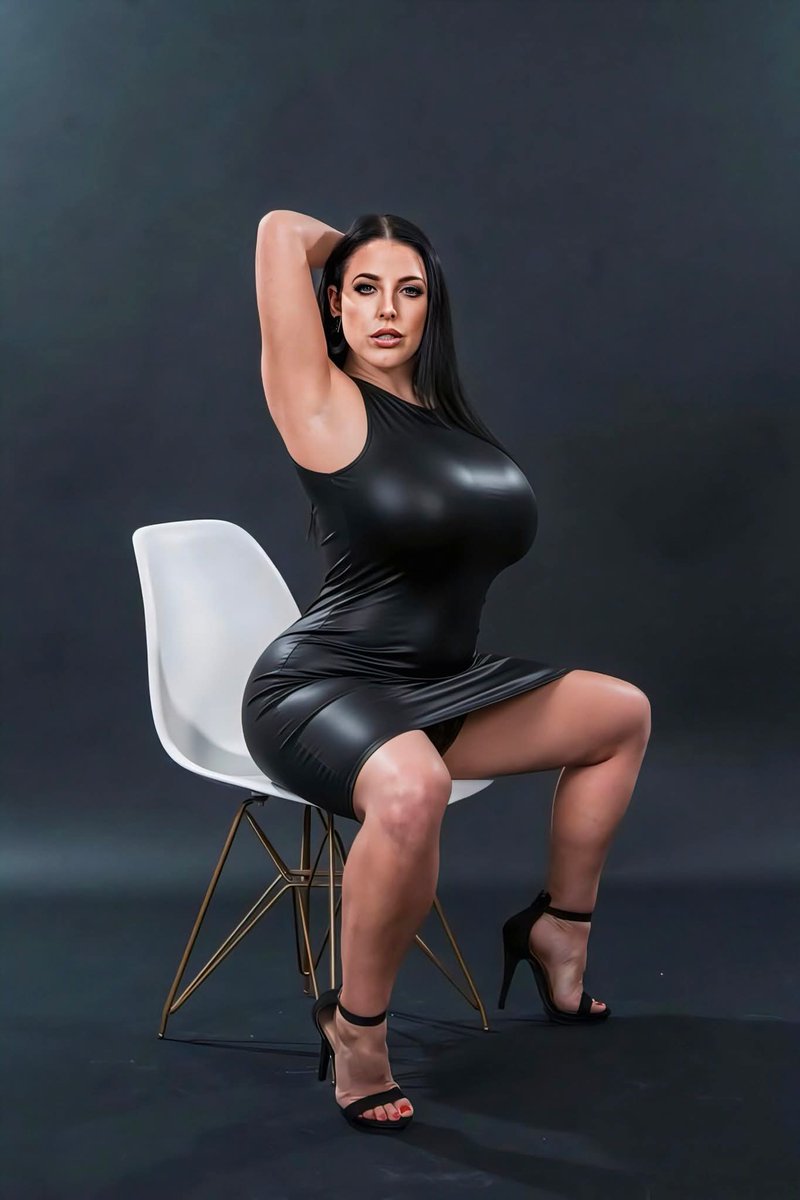 HOT MODELS ❤️ tweet media