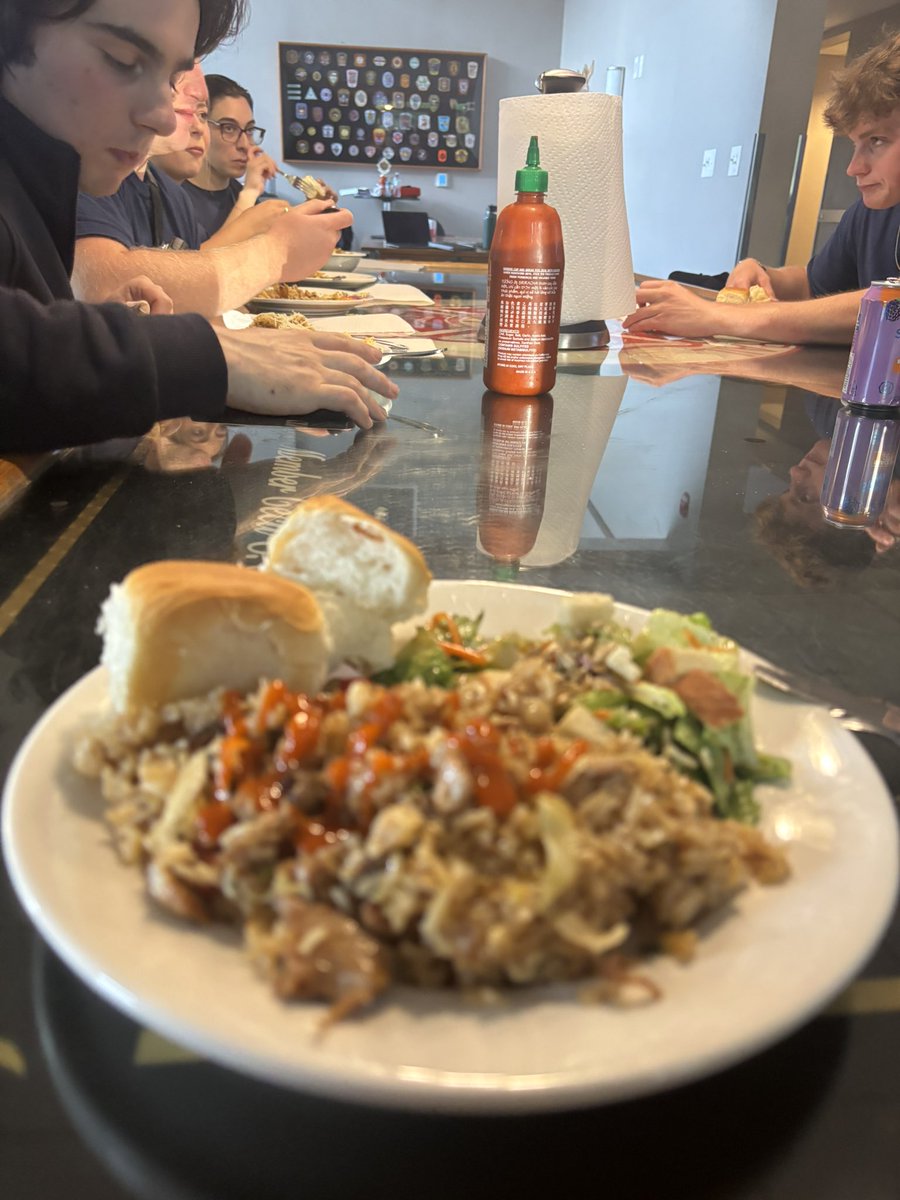 Fit4fireH's tweet photo. Family meal - #volunteer #firefighter https://t.co/CPHDWd9lLs