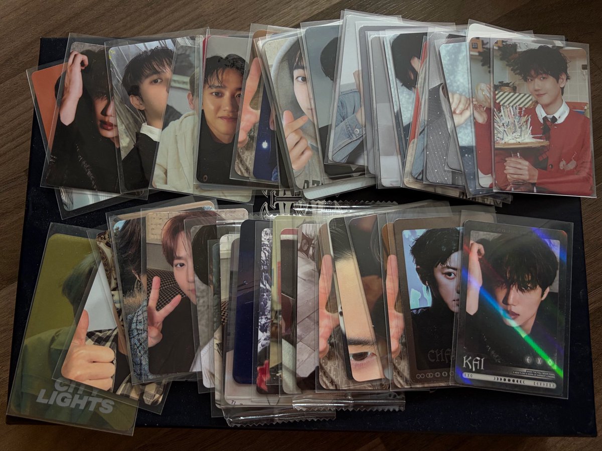 การ์ดส่วนนึงที่จะอยู่ใน Giveaway มีวันละ 100 ใบป้าแอ๋วมารับกันน้า

#EXhOrizon_in_BANGKOK
