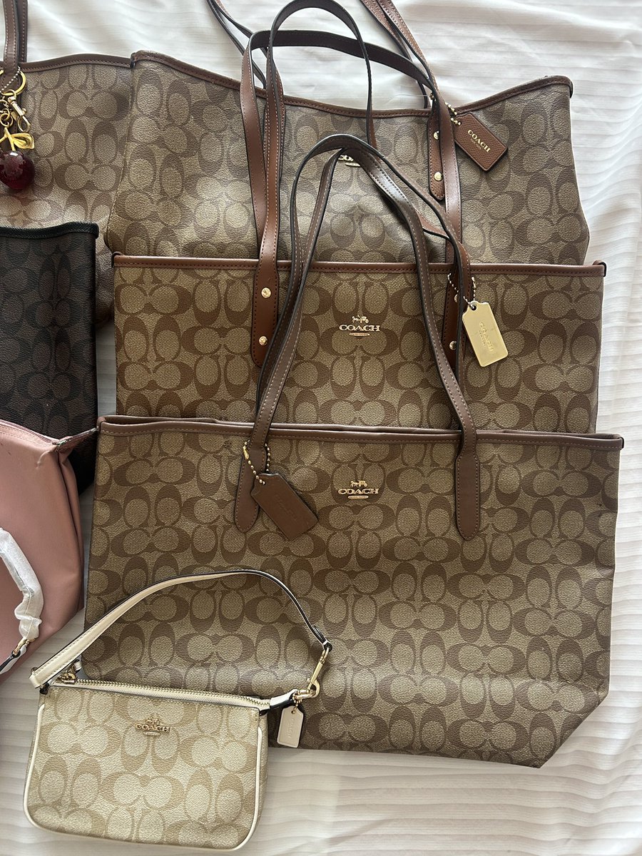 bags@2——— tweet media