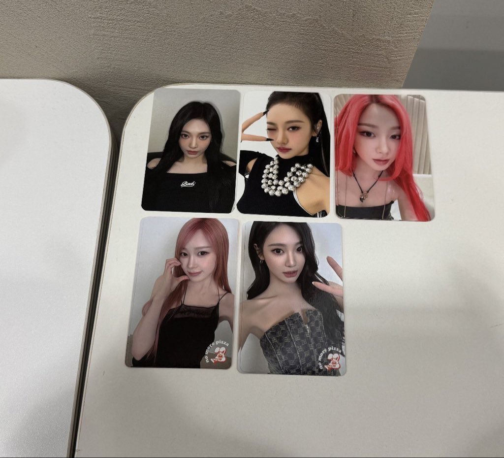 만두먹쟈 tweet media