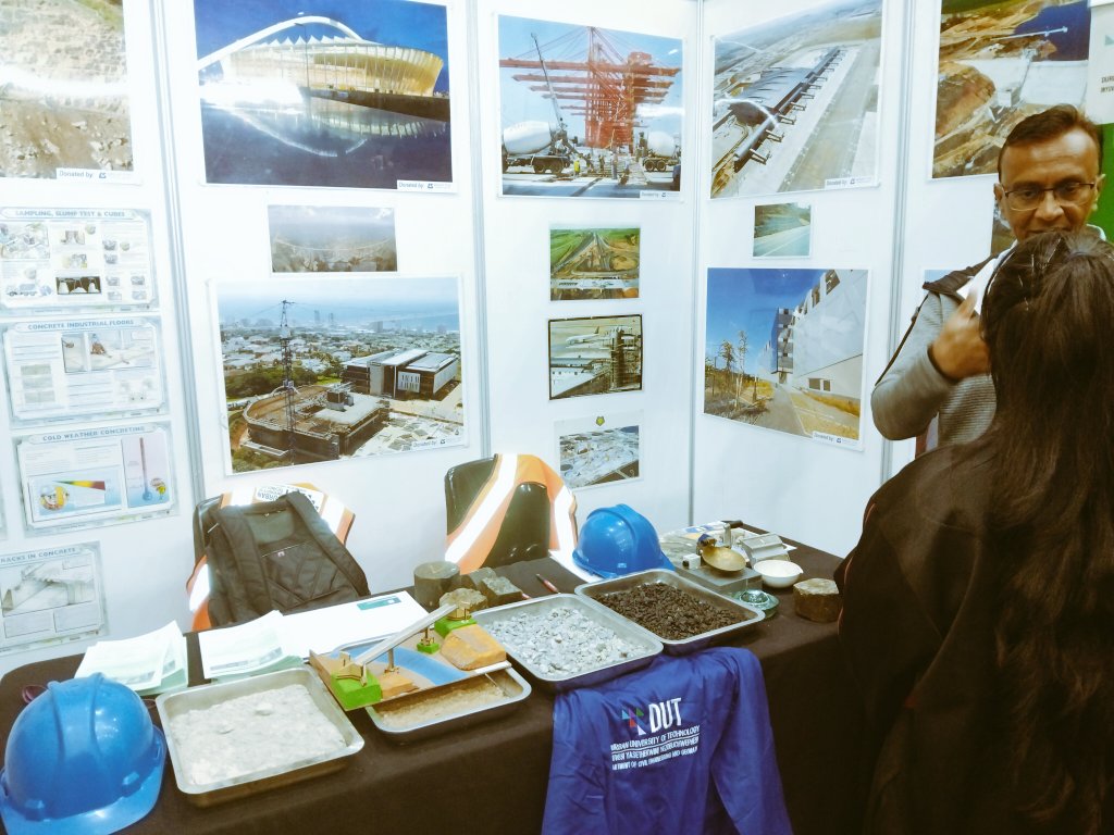 philileeeee10's tweet photo. Hands-on career guidance at DUT Open Week. A lecturer from the Department of Civil Engineering advising a learner on materials, projects, and what it takes to build the infrastructure of tomorrow. #DUTOpenWeek #CivilEngineering #CareerGuidance https://t.co/SAAVtRU3Cb
