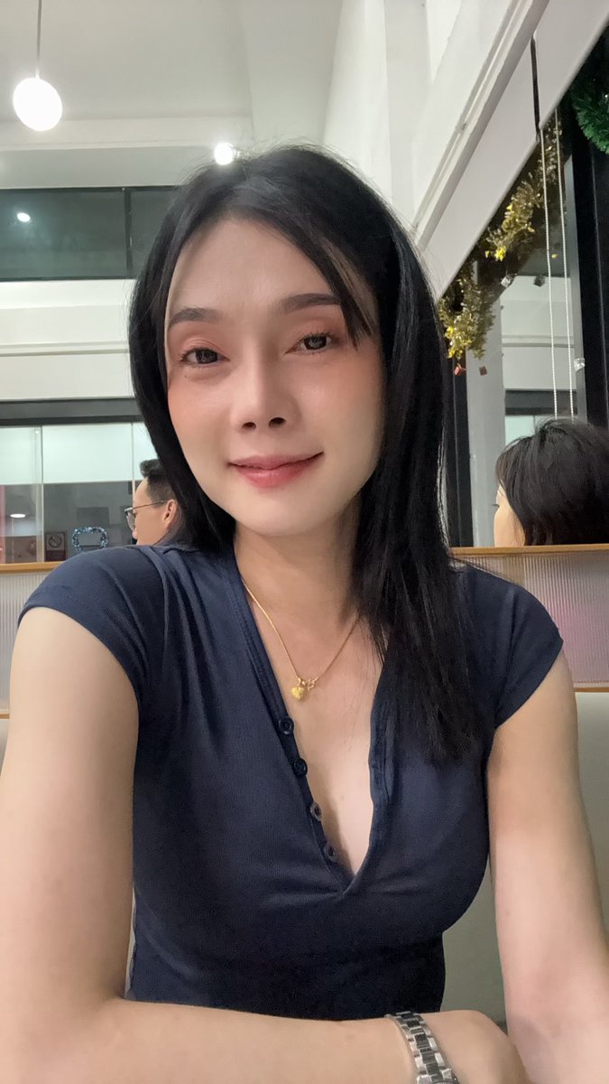 New38031468's tweet photo. จะกินไก่ก็กลัวเป็นเก๊า
จ��กินเค้าก็กลัวเป็นกิ๊ก
เหอะชีวิต😜😂
#สาวสองบางปูสมุทรปราการ https://t.co/sraGLfJsrC