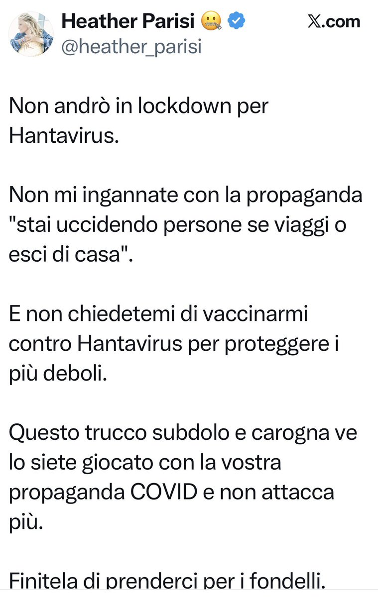ProfMBassetti's tweet photo. La Signora Parisi stia tranquilla. Potrà  continuare a giocare a fare la virologa. 
Nessuno la vaccinerà  perché non  esiste un vaccino e neanche una terapia specifica. Sarà per questo che fino al 50% di chi si contagia con #hantavirus muore. 
Lo sapeva? 
Non ne avevano parlato al suo corso di virologia seguito su Facebook?
@heather_parisi