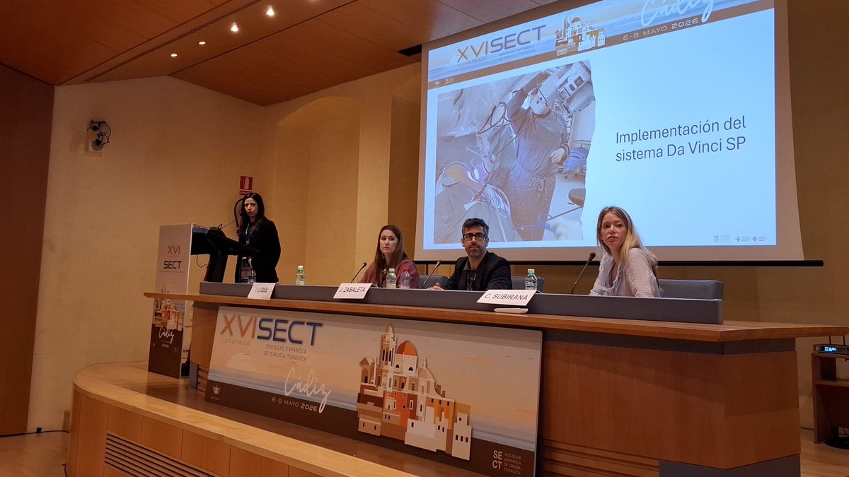 SECTtoracica's tweet photo. Mesa de enfermería y fisioterapia en #SECT2026 - XVI Congreso Nacional de #cirugiatoracica

Sonsoles Sanz, @HURamonyCajal 
Nieves Varela, Hospital Universitario 12 de octubre 
Gema Muñoz, @HospitalSantPau 

https://t.co/2eIIxXUTCZ https://t.co/yrGKiCSZcs