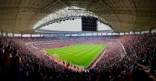SezaiSen's tweet photo. Bugün günlerden Eskişehirspor!
Ayvalıkgücü Belediyespor hakemin ikramıyla bizi 2-0 yenmişti. Bugün onlara 4-5 tane atarsak ancak öfkemizden kurtulabiliriz. Taraftar tribünleri dolduracak, futbolcularımız da üzerlerine düşeni yapsınlar bir zahmet. Haydi Eskişehir! https://t.co/Uth2ck1Uif