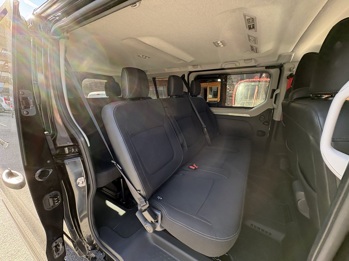 STAR73200's tweet photo. STAR TRANSFER

#vtcvalthorens
#valthorenstransfer
#valthorensprivatetransfer 
#taxivalthorens

 Contact : Anthony

☎️ +33 6 62 45 06 78
🎫 star.transport.resort@gmail.com
🌍 https://t.co/xyBGfq5xQY https://t.co/JjiCp4YO6j
