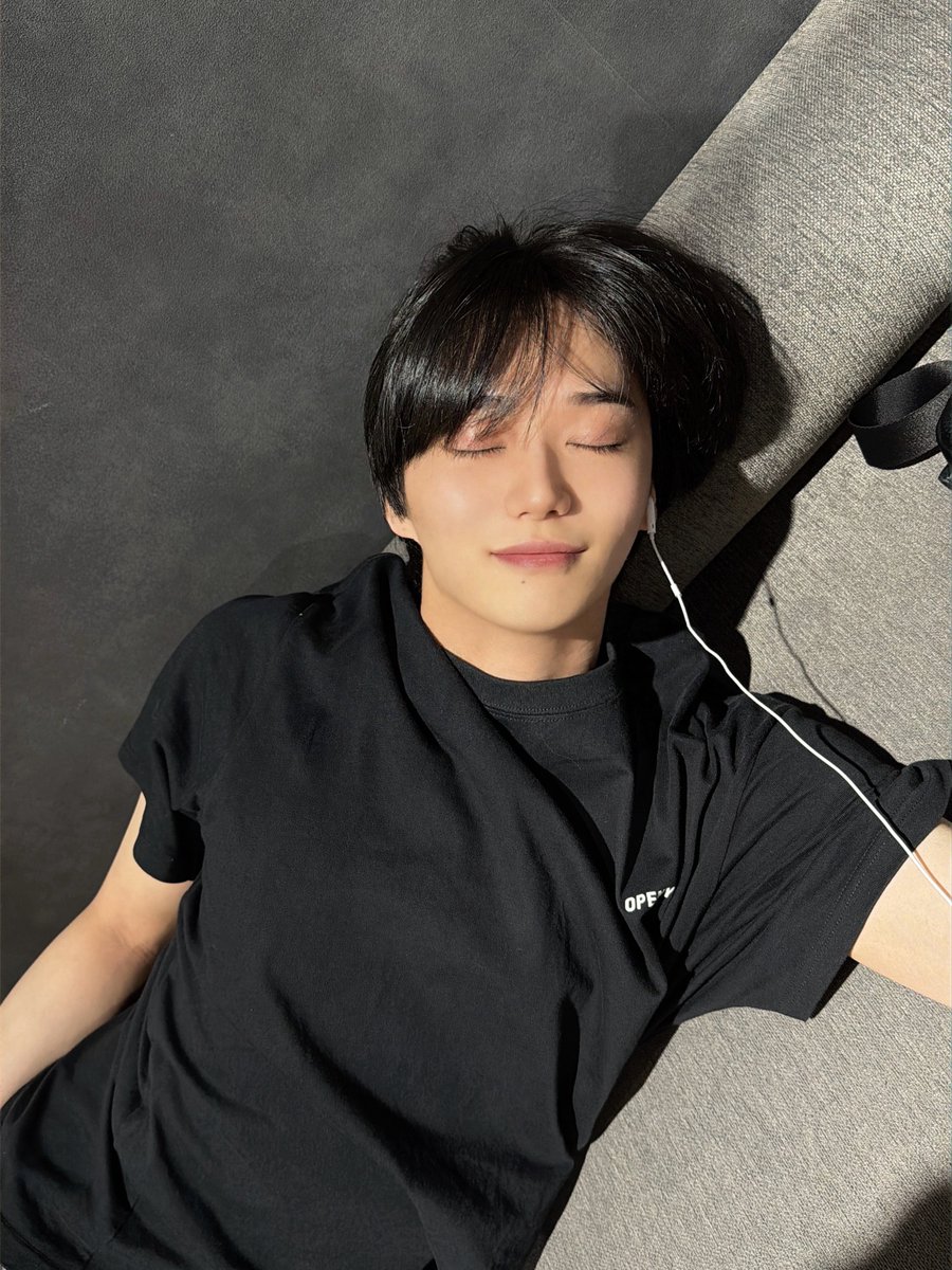 西野 陽向 tweet media